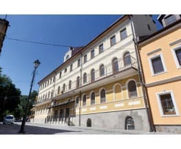 Ratushi Hotel, Kamianets-Podilskyi