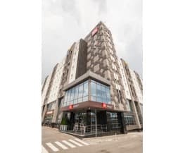 Отель "Ibis Polzunova", Киев