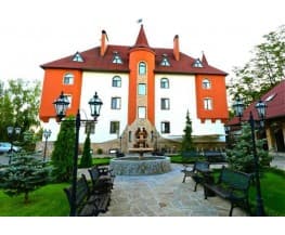 "Vyshegrad" Hotel, Vyhograd