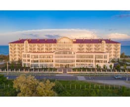 Отель "Panorama Family Hotel", Бердянск